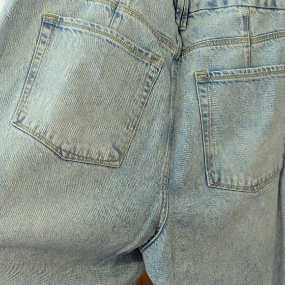 Good American Good 90's Jeans (16) - Picture 7 of 16